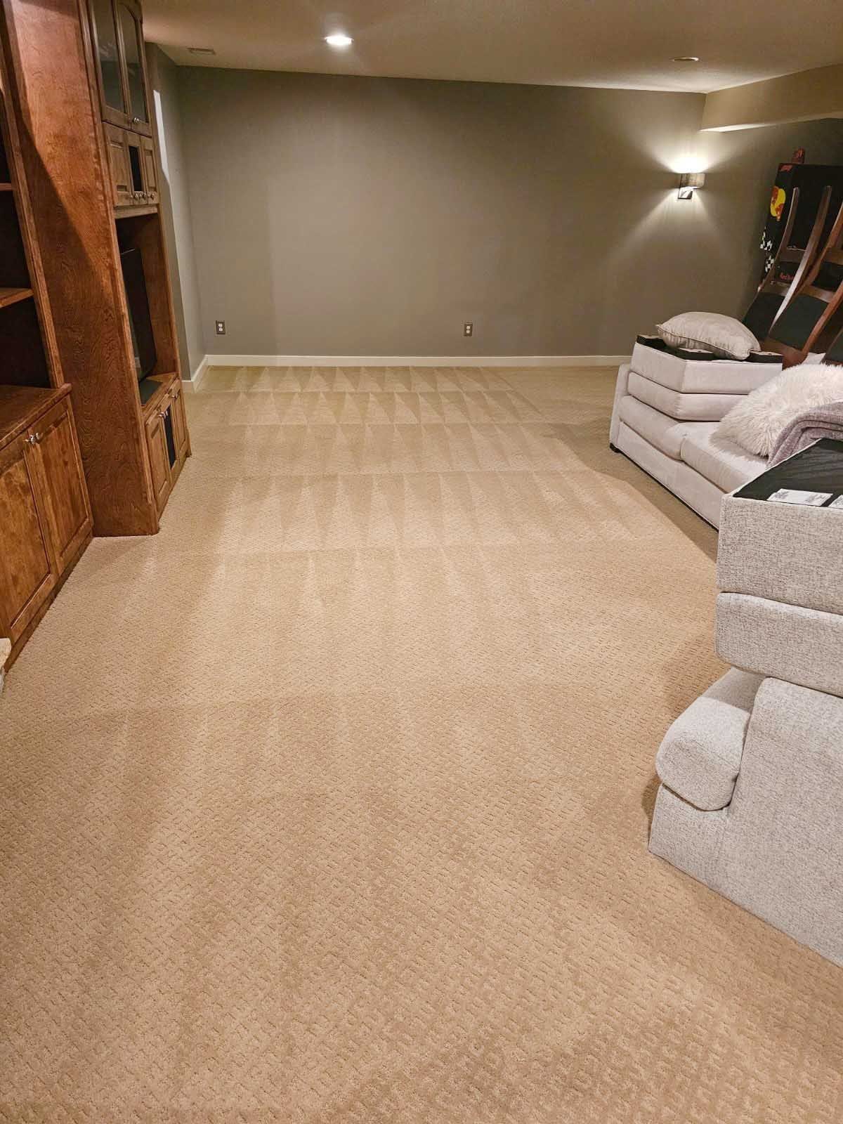 A cleaned carpeted living room